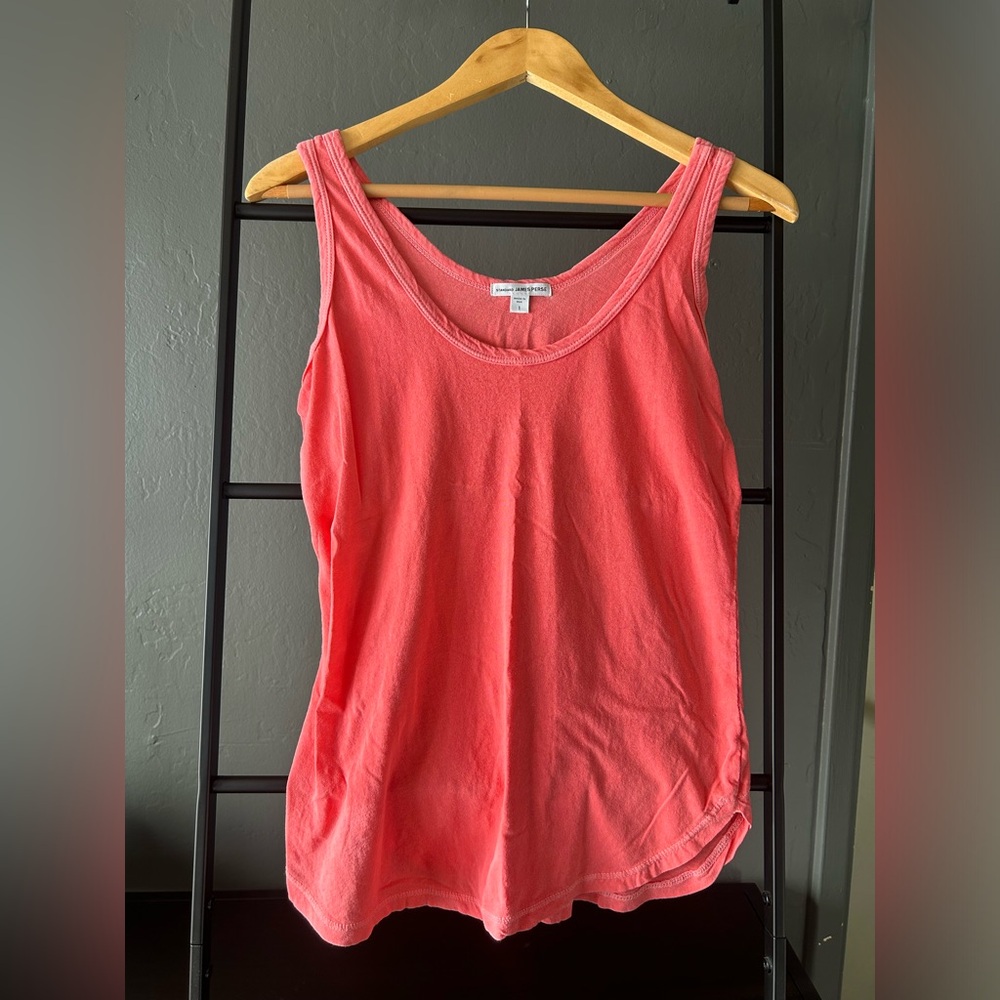 James Perse pink cotton tank top with curved hem